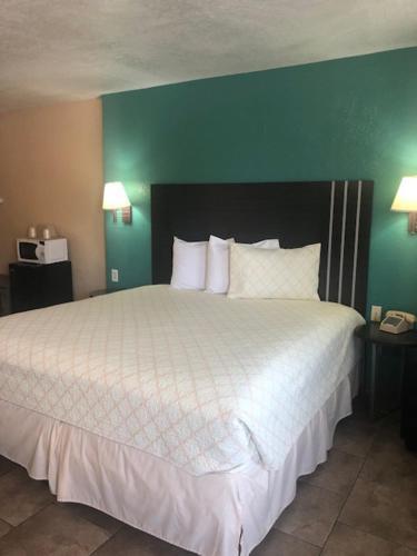 Pinn Road Inn And Suites Lackland Afb And Seaworld Сан-Антонио Экстерьер фото